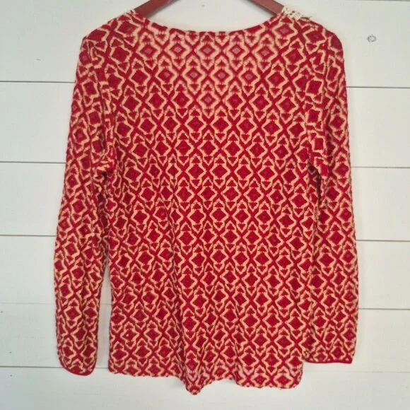 Umgee Womens M Red Geometric Lace Neck Blouse Night out/ Beach vibe/Swim coverup - Picture 5 of 5